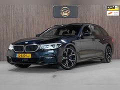 BMW 5-serie Touring - 530i M Sport PANO LEDER LED