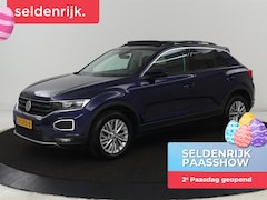 Volkswagen T-Roc - 1.5 TSI Style | Panoramadak | Trekhaak | Full LED | Carplay | Adaptive cruise | Navigatie