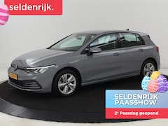 Volkswagen Golf - 1.0 eTSI Life | Camera | Carplay | Navigatie | Sfeerverlichting | Parkeerhulp | Adaptive c