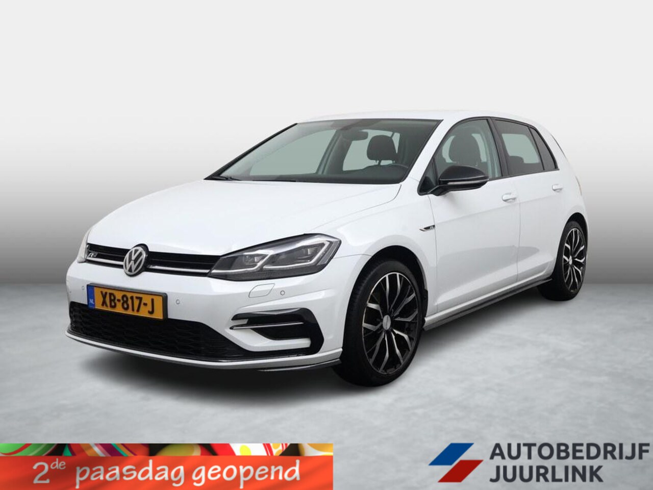 Volkswagen Golf - 1.5 TSI Highline Automaat/R-Line Trekhaak - AutoWereld.nl