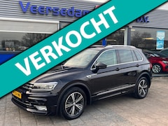 Volkswagen Tiguan - 2.0 TSI 4Motion R-Line Highline, virtual cockpit, trekhaak enz