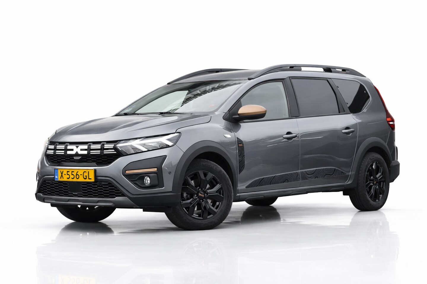 Dacia Jogger - 1.6 Hybrid 140 Extreme 7p. | STOELVERWARMING | NAP | APPLE CARPLAY | ANDROID AUTO | CAMERA - AutoWereld.nl