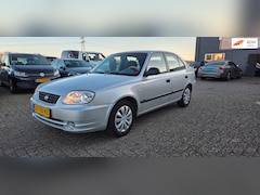 Hyundai Accent - 1.3i GL Airco 5 deurs apk 12-2026