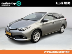 Toyota Auris Touring Sports - 1.8 Hybrid Dynamic | Navigatie | Panoramadak | Bluetooth | Parkeercamera | Cruise control