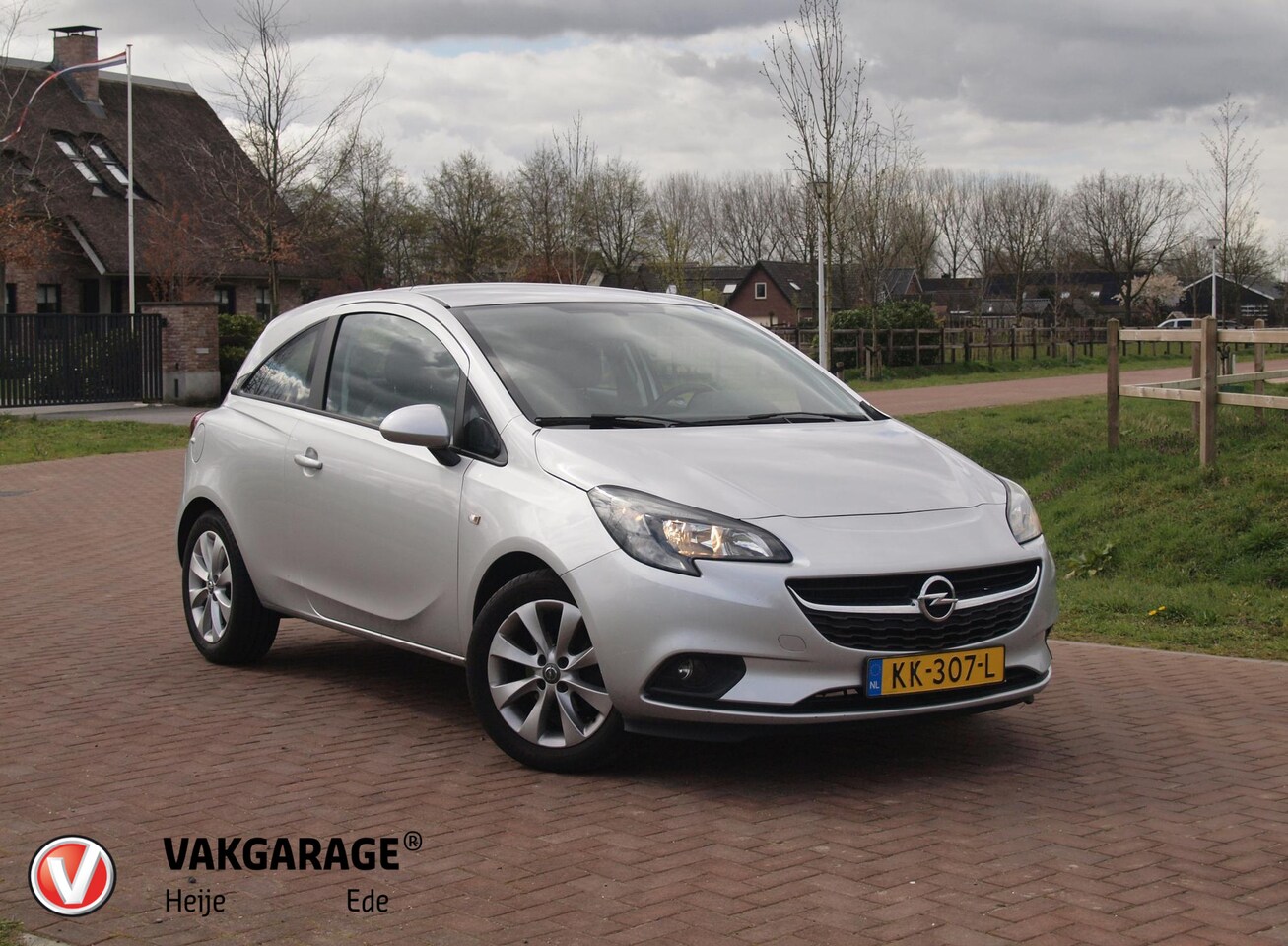 Opel Corsa - 1.4 Edition | LPG-G3 | Trekhaak | Cruise Contol | Apple Carplay | Parkeersensoren | - AutoWereld.nl