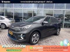 Kia e-Niro - ExecutiveLine 64 kWh Schuifkanteldak|Camera| stoel en stuurverwarming|Trekhaak|JBL|Cruise