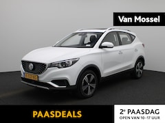 MG ZS - EV Luxury 45 kWh | Navi | Leder | Panoramadak | Camera | Stoelverwarming | CarPlay |