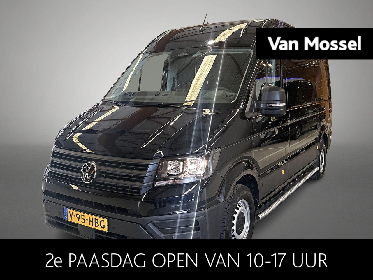 Volkswagen Crafter - 2.0 TDI L3H3 Highline 140 PK | Airco | Trekhaak | Multifunctioneel stuurwiel | Achteruitri - AutoWereld.nl