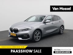 BMW 1-serie - 118i Introduction Edition AUTOMAAT | VIRTUEEL | SPORTSTOELEN | NAVIGATIE | APPLE CARPLAY |