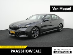 BMW i5 - eDrive40 84 kWh AUTOMAAT | M-PAKKET | NAPPA LEDER | WARMTEPOMP | SFEERVERLICHTING | HARMAN