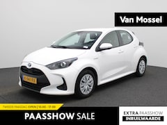 Toyota Yaris - 1.5 Hybrid Active | Automaat | Navigatie | Camera | Bluetooth Telefonie |
