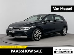 Volkswagen Golf - 1.4 eHybrid Style PHEV 204PK | COMFORTSTOELEN | NAVIGATIE | CAMERA | CARPLAY | STOELVERWAR