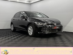 Volkswagen Golf - 1.5 TSI Life Edition Clima, Apple carplay, Parkeersensoren, Stoelverwarming, Sfeerverlicht