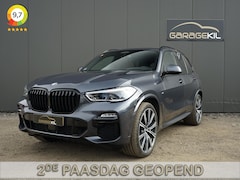 BMW X5 - xDrive40i High Executive M-Sport /Achteras best. / Orig.NL / Pano dak / Merino/Crafted cla