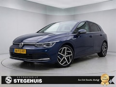 Volkswagen Golf - 1.5 eTSI Style El. Schuif/Kanteldak Navi 360 camera Sens