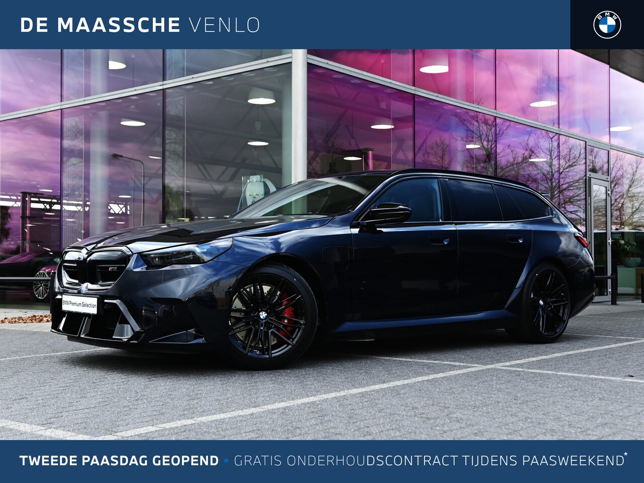 BMW 5-serie Touring - M5 Automaat / Trekhaak / Panoramadak / M Drive Professional / Comfort Access / Bowers & Wi - AutoWereld.nl