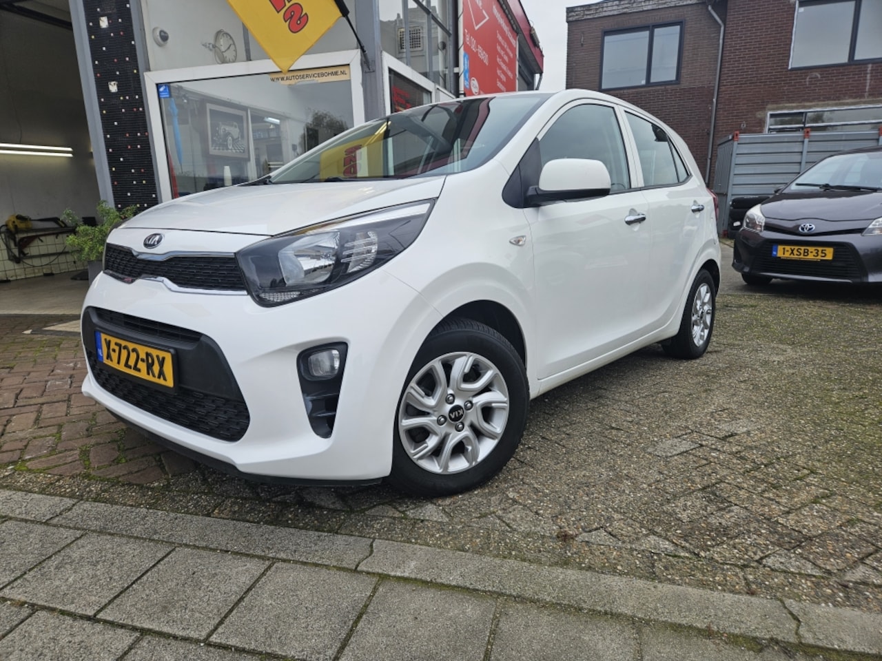 Kia Picanto - 1.2 CVVT X-line | Carplay | Navi | Airco | Lichtmetaal | Camera - AutoWereld.nl