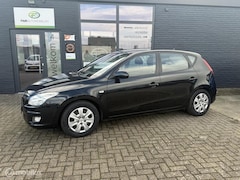 Hyundai i30 - 1.4i Dynamic