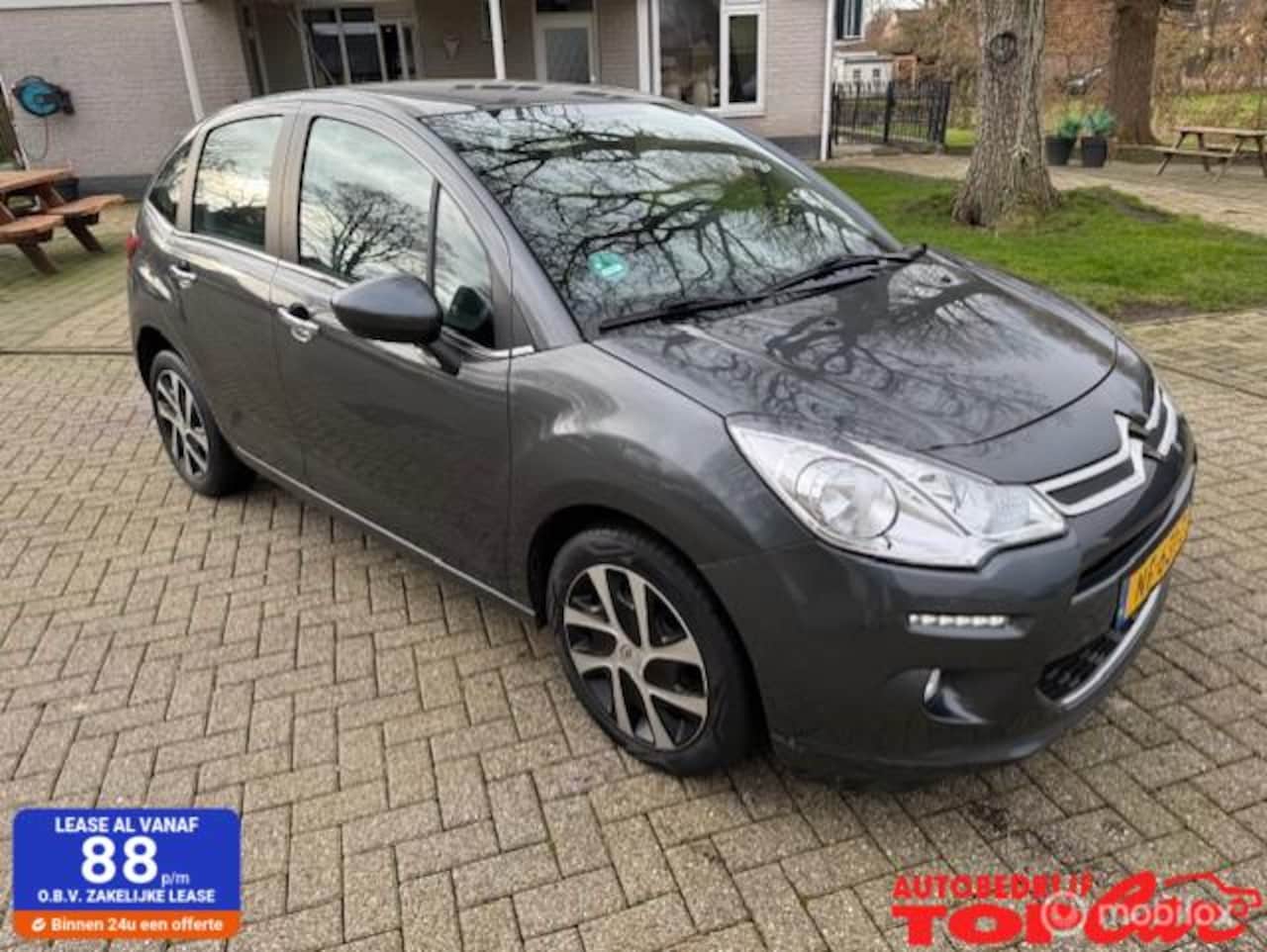 Citroën C3 - 1.2 PureTech Selection navigatie, 1e eigenaar - AutoWereld.nl