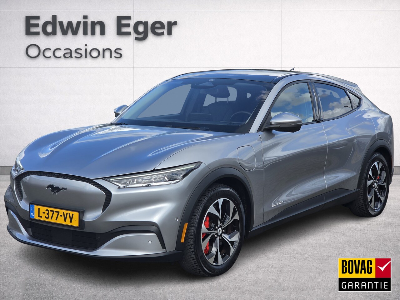 Ford Mustang Mach-E - RWD 75 kWh | SOH 93.5 % | Panorama | Afneembare trekhaak | 8 inch | Ad. Cruise Control | L - AutoWereld.nl