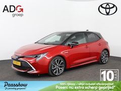 Toyota Corolla - 2.0 Hybrid Executive | Parkeer sensoren | Navigatie | Head-Up display |