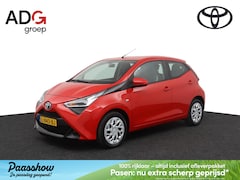 Toyota Aygo - 1.0 VVT-i x-play | Airco | Parkeercamera | Apple carplay - Android auto |