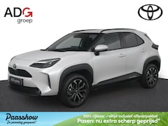 Toyota Yaris Cross - 1.5 Hybrid 130 Dynamic | Stuur en stoel verwarming | Parkeer sensoren | Navigatie |