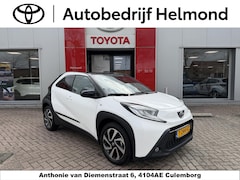 Toyota Aygo X - 1.0 VVT-i S-CVT Pulse Automaat | All-wheather banden | Unieke KM-stand | 1e eigenaar | Tre