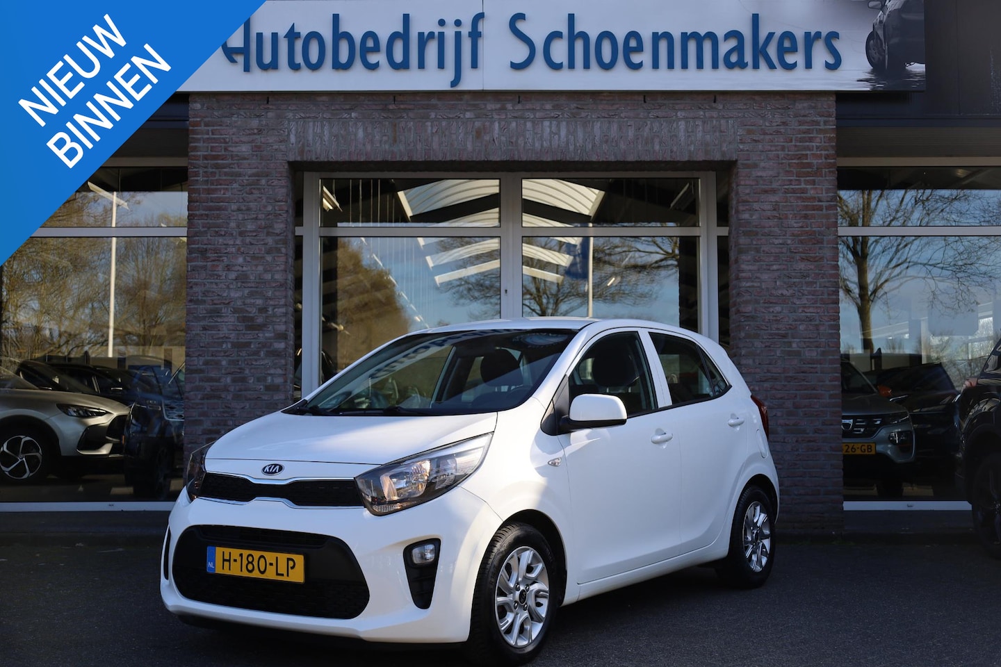 Kia Picanto - 1.0 MPi DynamicPlusLine CARPLAY CAMERA CRUISE NAVI AIRCO LMV NAP - AutoWereld.nl