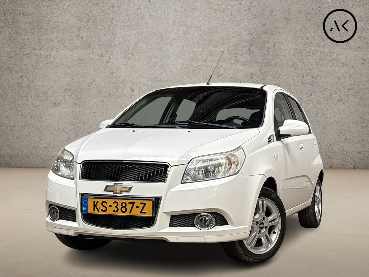 Chevrolet Aveo - 1.4 16V LS Sport (5 DEURS, CLIMATE, ELEK PAKKET, SPORTSTOELEN, LM VELGEN, NIEUWE APK, NIEU - AutoWereld.nl