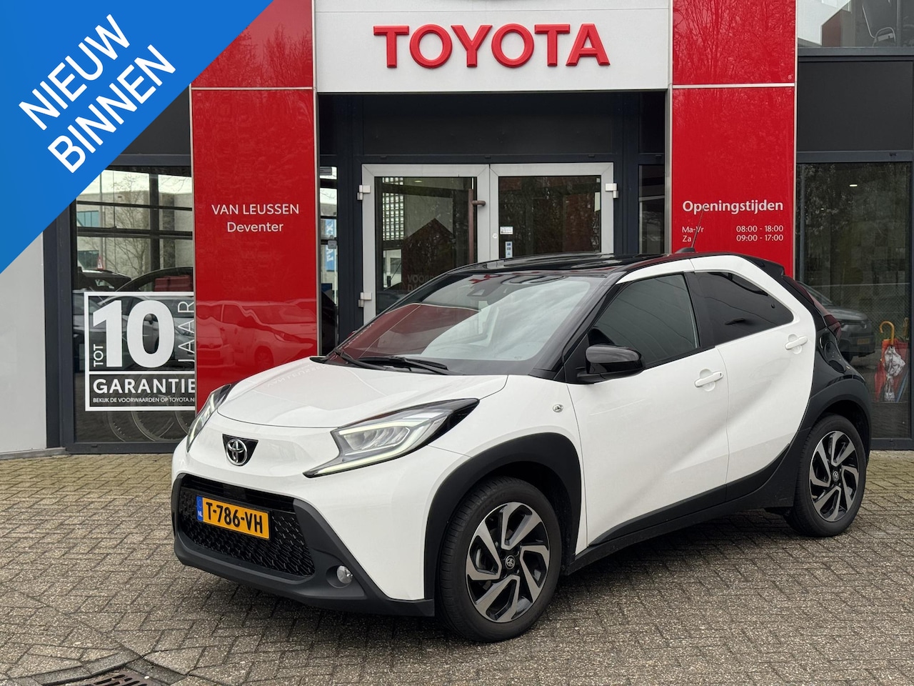 Toyota Aygo X - 1.0 VVT-i Automaat Pulse APPLE/ANDROID CARPLAY PARKEERCAMERA DAB RABIO - AutoWereld.nl