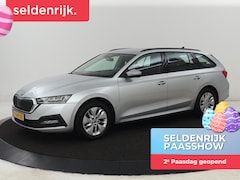 Skoda Octavia - 1.0 e-TSI Ambition | Stoelverwarming | Trekhaak | Carplay | Navigatie | Full LED | Parkeer