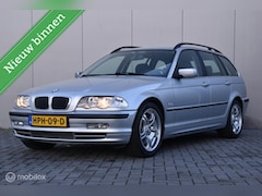 BMW 3-serie Touring - 330i | Half leder | Automaat | Cruise |