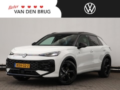 Volkswagen T-Roc - R-Line First Edition 1.5 eTSI 150 PK DSG | Panoramadak| Trekhaak | Elek. achterklep | Stuu