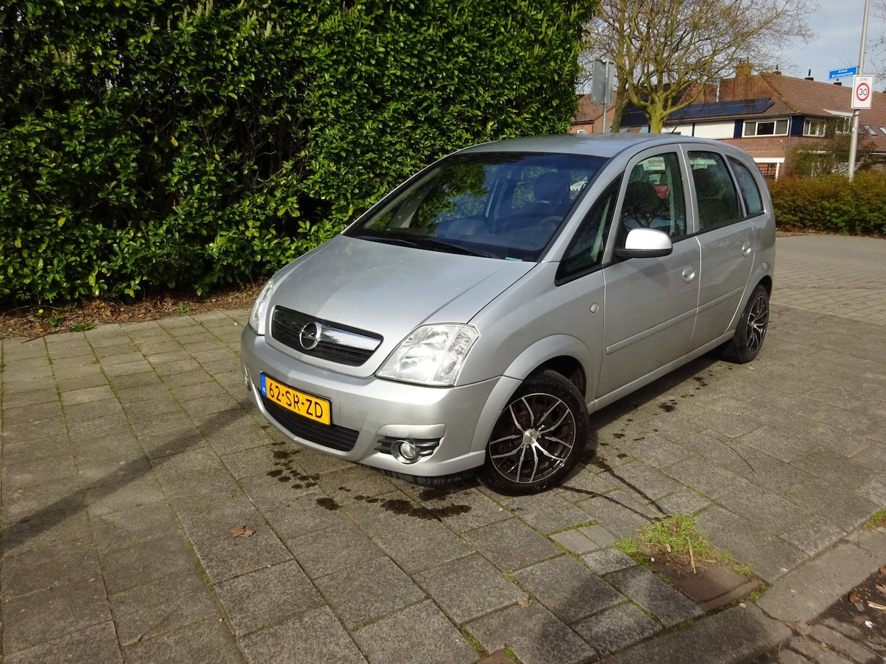 Opel Meriva - 1.6-16V Executive MET JAAR APK - AutoWereld.nl