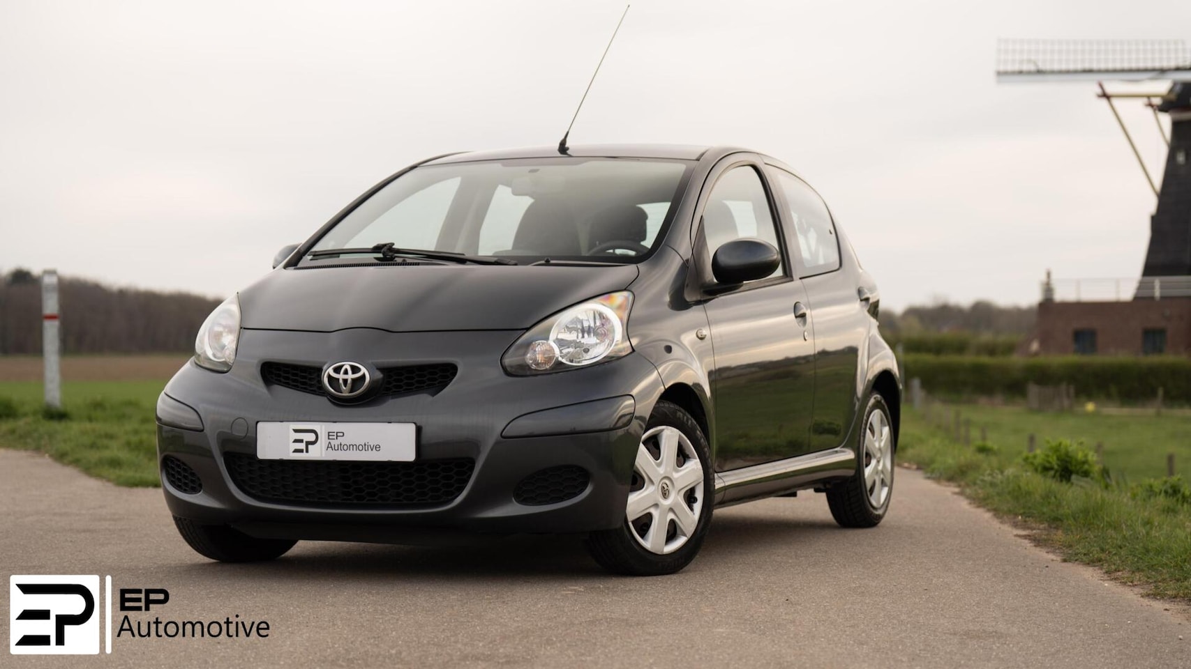 Toyota Aygo - 1.0 Dynamic Navigator|Airco|CentraleDeur|NAP - AutoWereld.nl