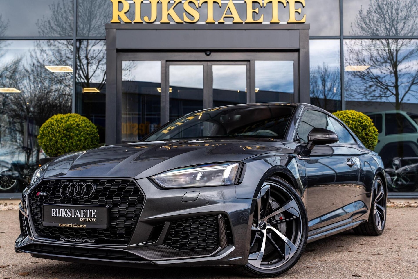 Audi RS5 - 2.9 TFSI RS5 quattro|CERAMIC|CARPLAY|CARBON|MEMORY - AutoWereld.nl