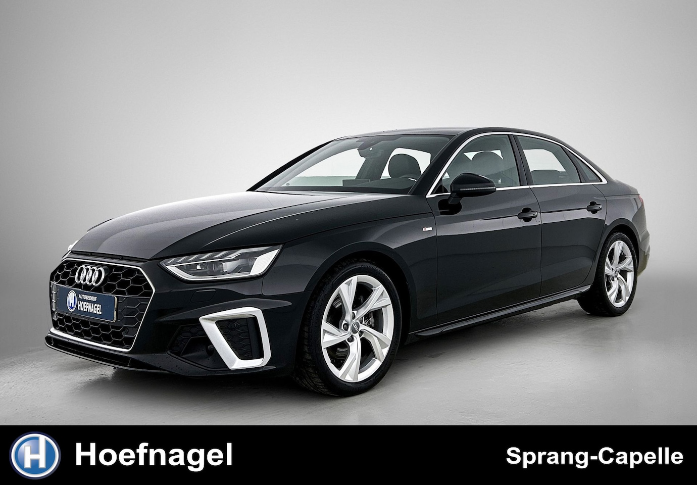 Audi A4 Limousine - 35 TFSI S Edition | 1e Eigenaar | Camera | Stoelverwarming | Navi | Cruise Control | - AutoWereld.nl