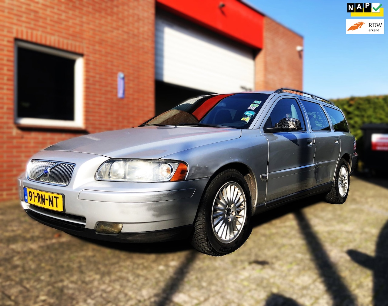 Volvo V70 - 2.4 140pk/Distr,riem VV/ Trekhaak - AutoWereld.nl