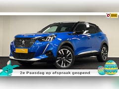 Peugeot 2008 - 1.2 GT-Line155PK *NweDBriem*DigiDisplay*AdaptiveCruise*Stoelverw*Camera*Navi*Carplay*Cruis