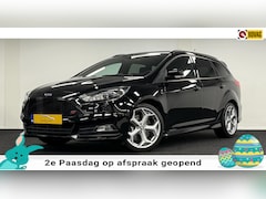 Ford Focus - 2.0 ST*250PK*DealerOh*Navi*Carplay*Xenon*Stoel&Stuurverw*Recaro
