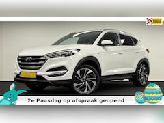Hyundai Tucson - 1.6 GDi Premium*DealerOh*Trekhaak*Navi*Camera*Carplay*Stoelverw