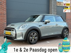 MINI Cooper - E 33 kWh |SOH 95% | Navi | CarPlay | Privacy Glass | Union Jack achterlichten