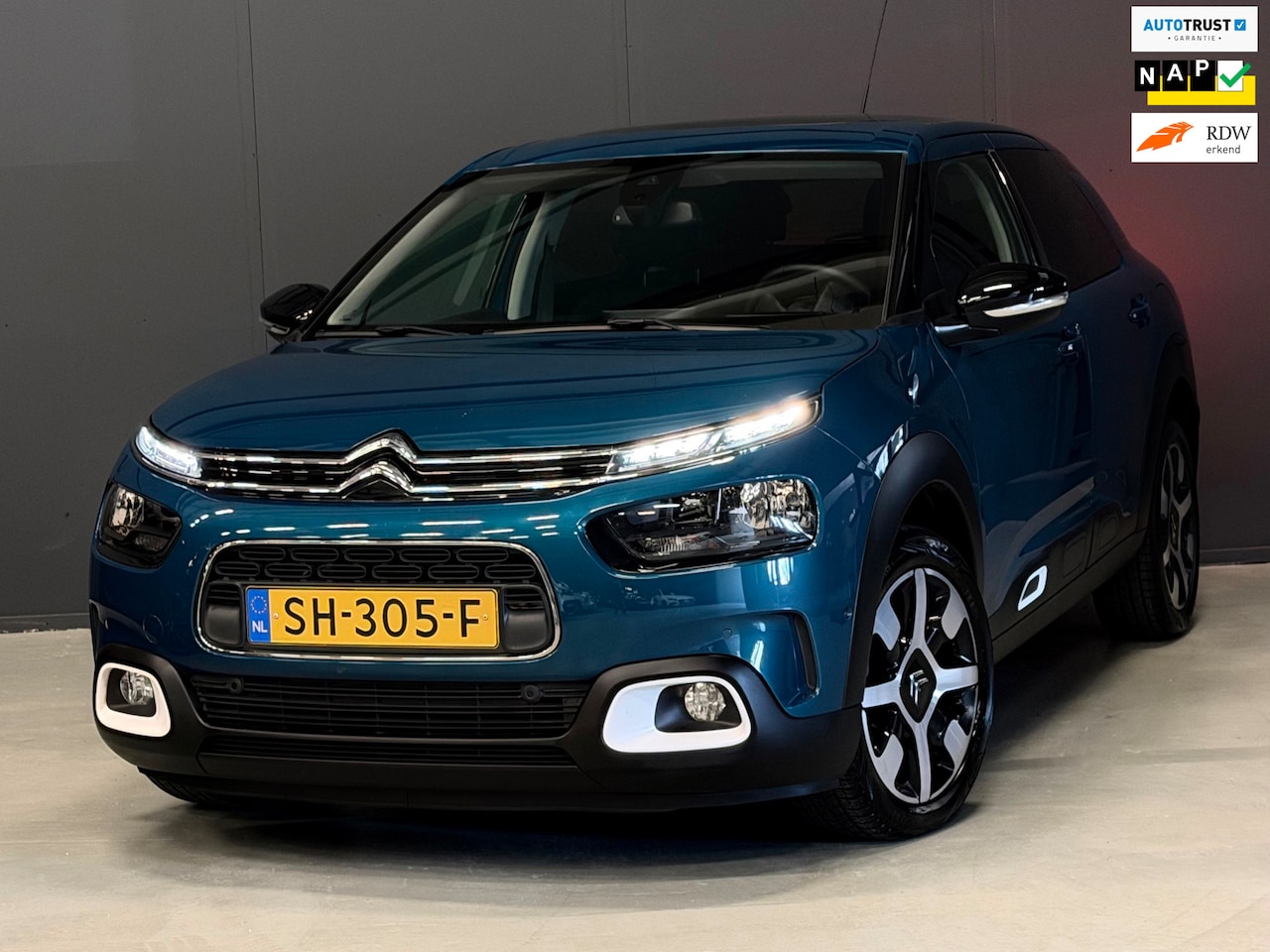 Citroën C4 Cactus - 1.2 PureTech Shine AUTOMAAT KEYLESS|CARPLAY|CAMERA|PDC | KEURIGE AUTO ! - AutoWereld.nl