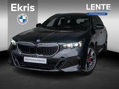 BMW 5-serie Touring - 520i | M Sportpakket Pro | Innovation Pack | Panoramadak | Comfort Access | Stoelventilati