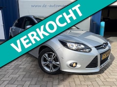 Ford Focus - 1.0 EcoBoost 125 pk Edition Plus 5-drs / AIRCO+ECC / ST.VERW / TREKHAAK