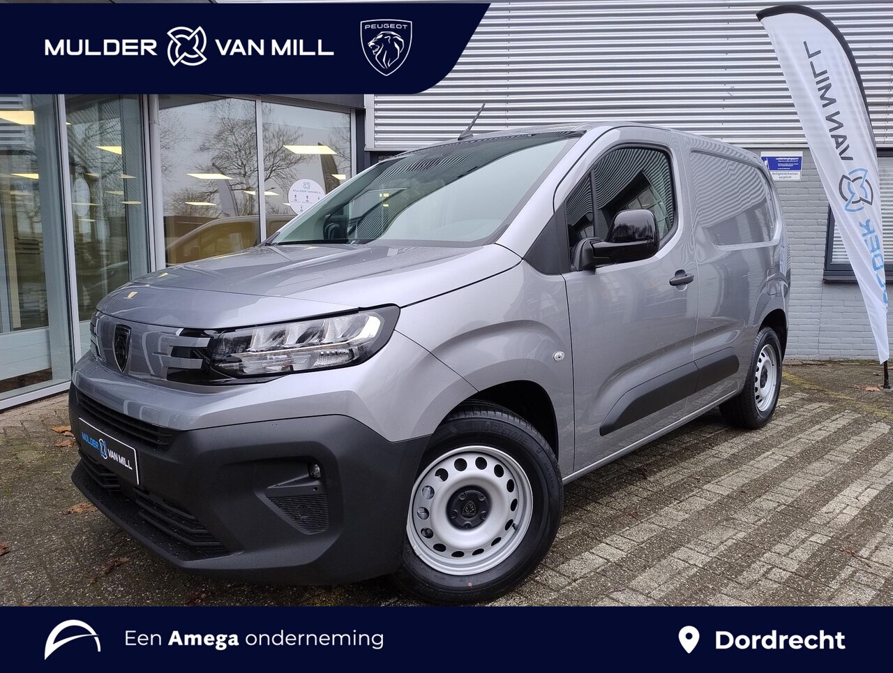 Peugeot e-Partner - L1 50 kWh 136pk | 8 jaar garantie | 0% financial lease | NAVI | Apple Carplay | Android Au - AutoWereld.nl