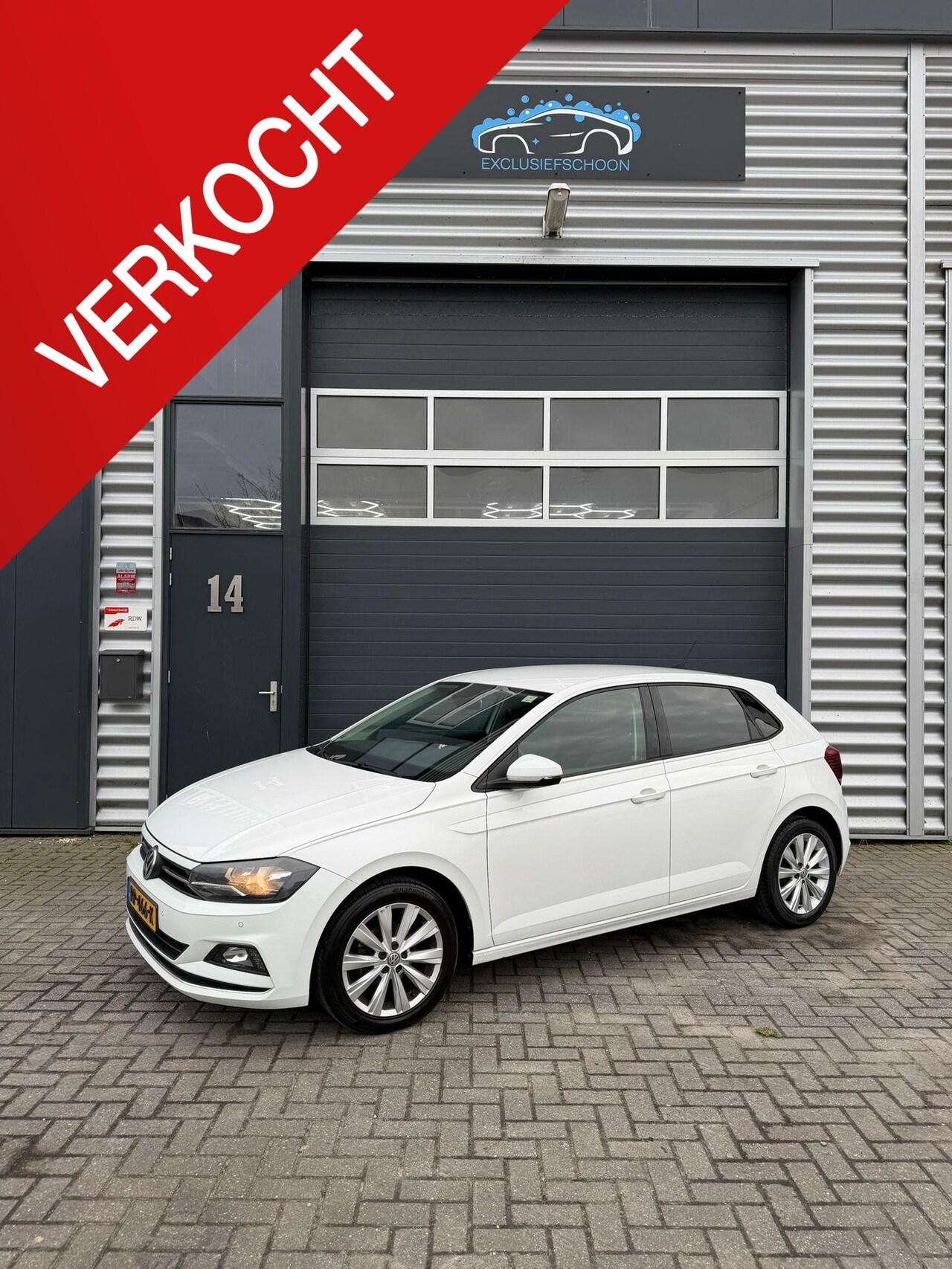 Volkswagen Polo - 1.0 TSI Highline CARPLAY/GOED-ONDERHOUDEN/SENSOREN - AutoWereld.nl
