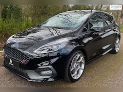 Ford Fiesta - 1.5 EcoBoost ST-3 PERFORMANCE 2019 200PK RECARO B&O NAVI CLIMA