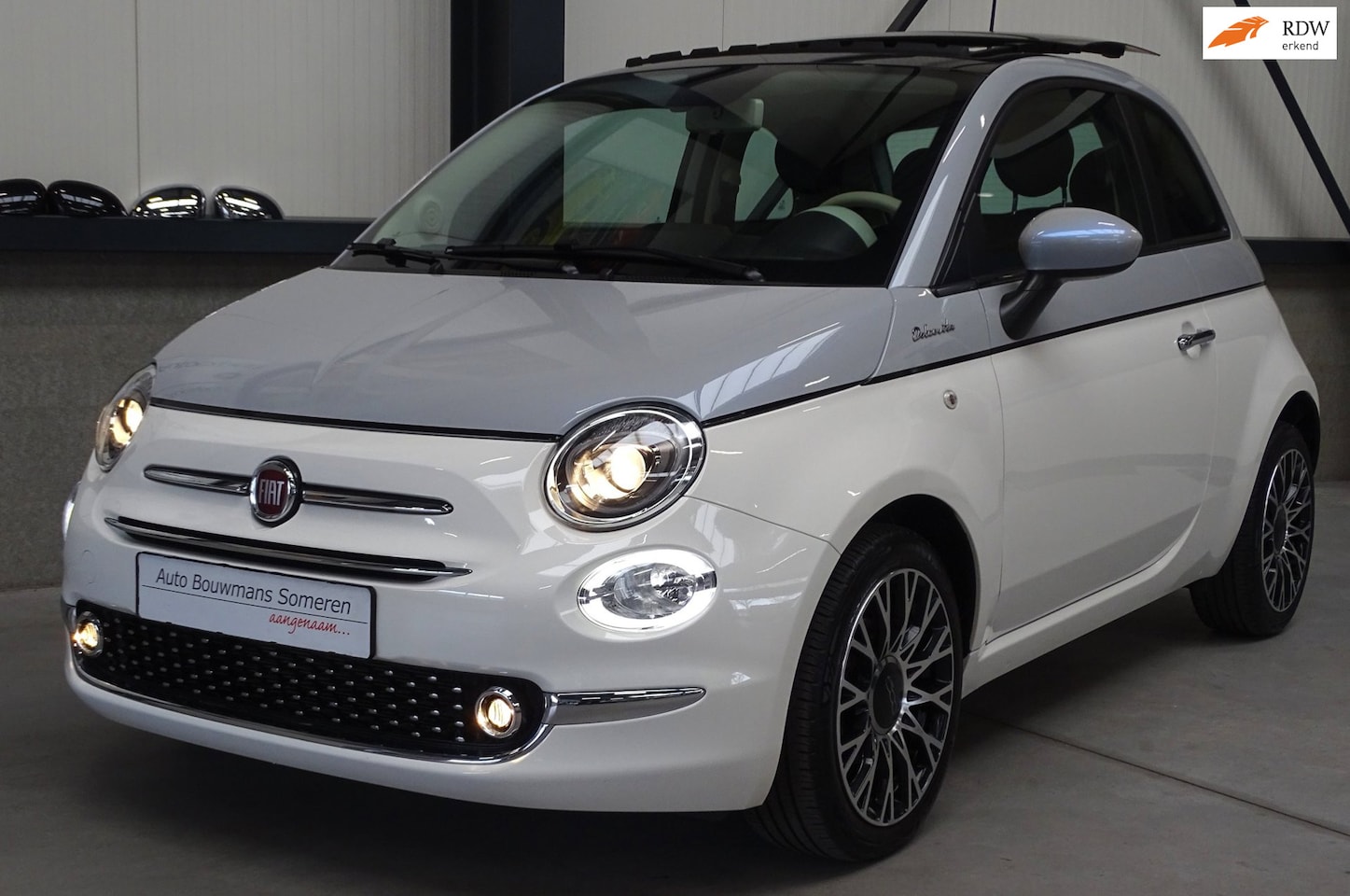 Fiat 500 - 1.0 HYBRID "DOLCE VITA" - S/K DAK !!/NAVI/AIRCO/BLUETOOTH/CRUISE/PARK ASSIST/ETC - AutoWereld.nl